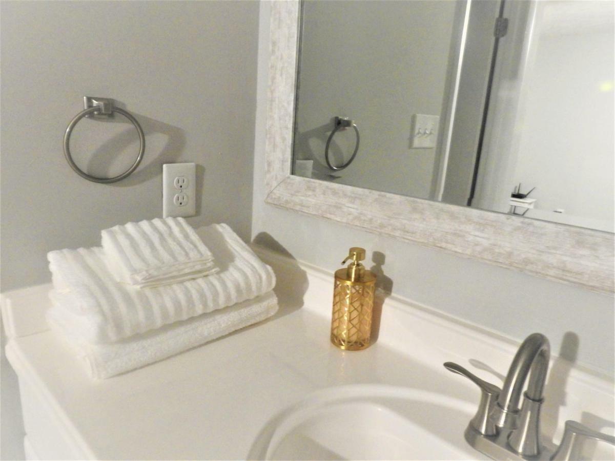 Cozy Cottage Feel, 5 Mins From Ft. Bragg Fayetteville Extérieur photo